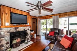 Bluegill Hill Hutchins Lake, Wineries, Breweries! - Image 4