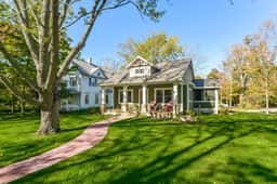 Four Gen house on Hill in Saugatuck walk to town - Image 2