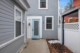 Wallys Place apt heart of Saugatuck walk anywhere! - Image 2