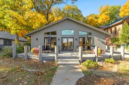 How you Dune on kzoo river by oval beach by Ferry! - Image 4