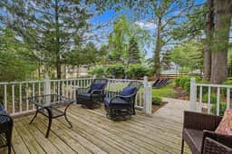 Maple Ridge Brown Cottage HOT TUB! - Image 5