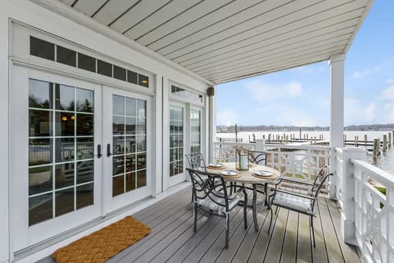 Mermaid townhouse shared pool walk to Saugatuck! - Image 1