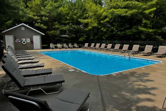 Lilypad Dock on Goshorn Lake, Pool,pvt hot tub! - Image 1