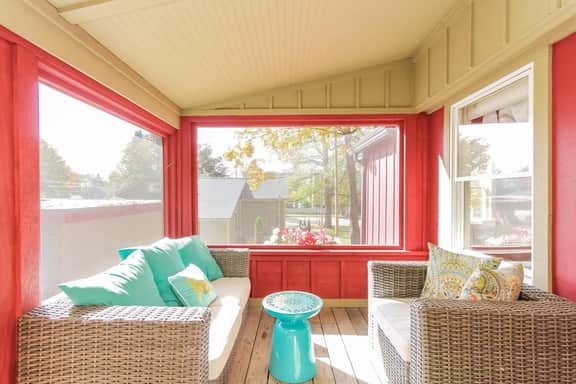 The Oriole, hot tub, walk or Bike to Saugatuck! - Image 2