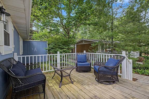 Maple Ridge Blue Cottage-HOT TUB! - Image 5